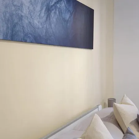 Marsi - Vicino Al Mare E All'istituto Santo Stefano *